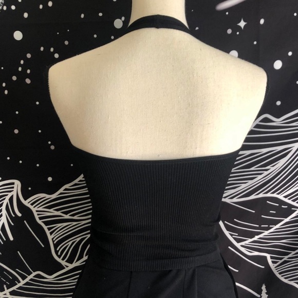 Black Ribbed Halter Top - Picture 3 of 4